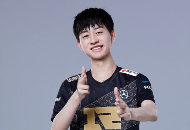 色表现让他 色表现让他