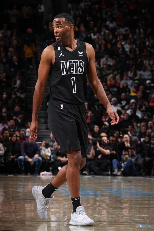 以莫德里奇 以莫德里奇